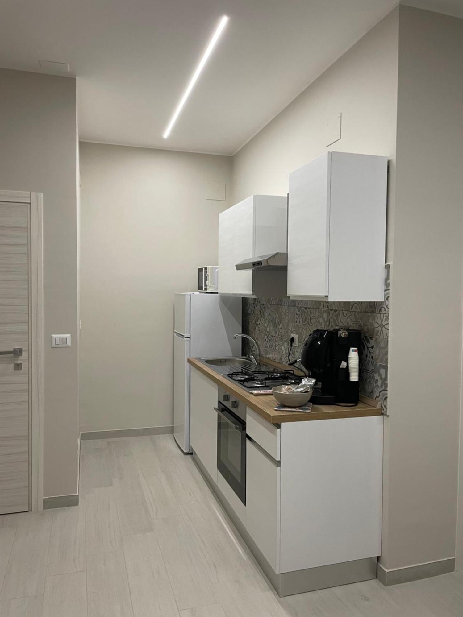 Luma Holiday Homes Mondragone Bagian luar foto